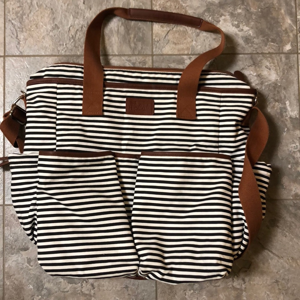 Hip cub diaper bag